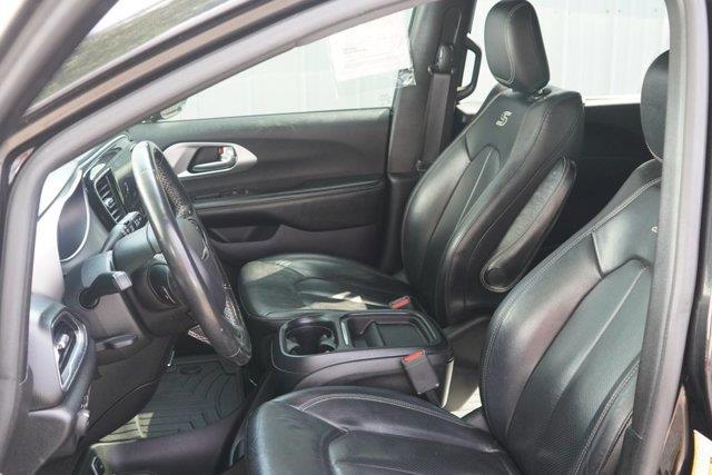 2019 Chrysler Pacifica - $13,800