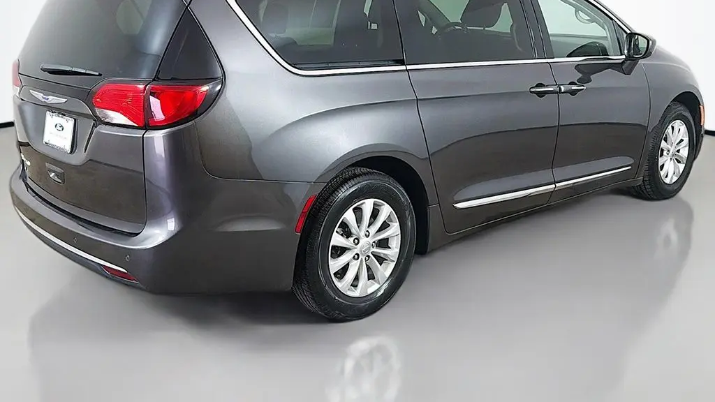 2019 Chrysler Pacifica Touring L 35th Anniversary