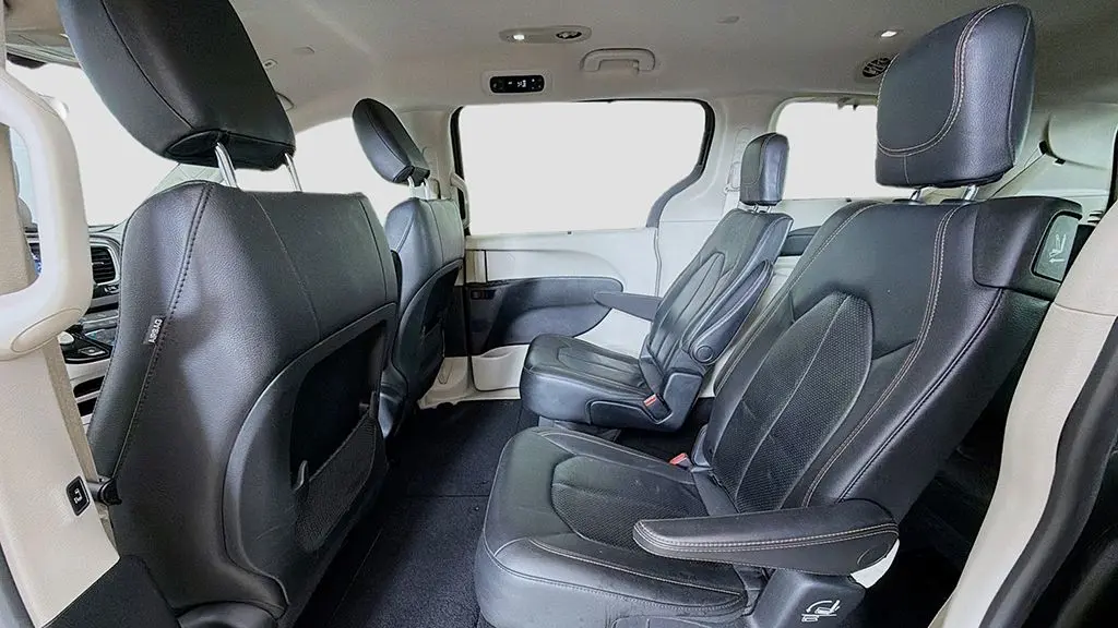 2019 Chrysler Pacifica Touring L 35th Anniversary