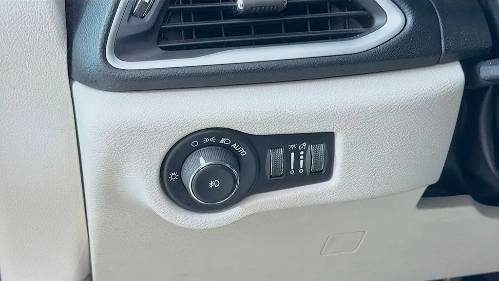 2019 Chrysler Pacifica Touring L 35th Anniversary