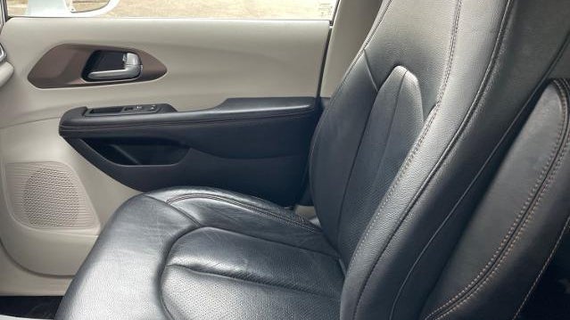 2019 Chrysler Pacifica Touring L 35th Anniversary