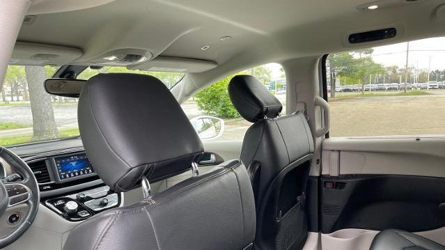 2019 Chrysler Pacifica Touring L 35th Anniversary