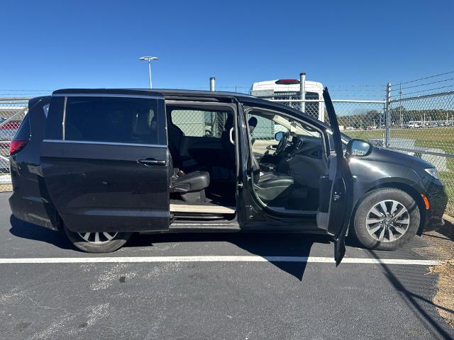 2021 Chrysler Pacifica - $13,850