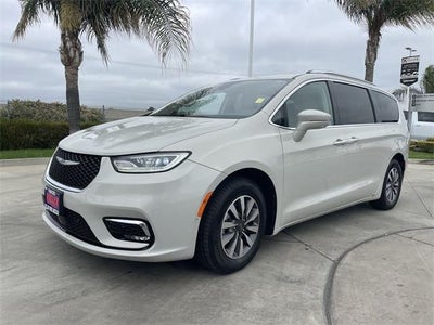 Photo of a 2021 Chrysler Pacifica Touring L 4DR Mini-Van for sale