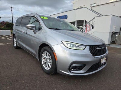 Photo of a 2021 Chrysler Pacifica Touring L 4DR Mini-Van for sale