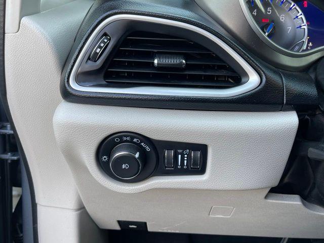 2021 Chrysler Pacifica - $16,900