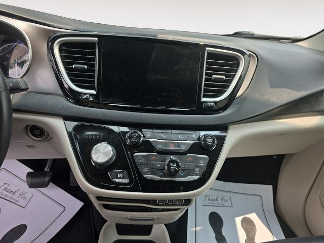 2022 Chrysler Pacifica - $20,887