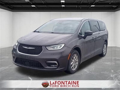 Photo of a 2023 Chrysler Pacifica Touring L 4DR Mini-Van for sale