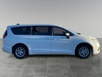 2023 Pacifica Thumbnail 6
