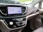 2023 Pacifica Thumbnail 16