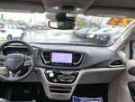 2023 Pacifica Thumbnail 18