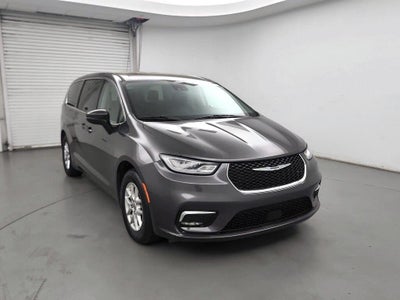 Photo of a 2023 Chrysler Pacifica Touring L 4DR Mini-Van for sale