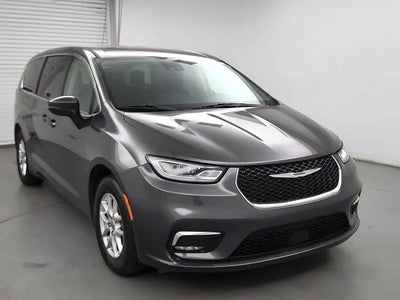 Photo of a 2023 Chrysler Pacifica Touring L 4DR Mini-Van for sale