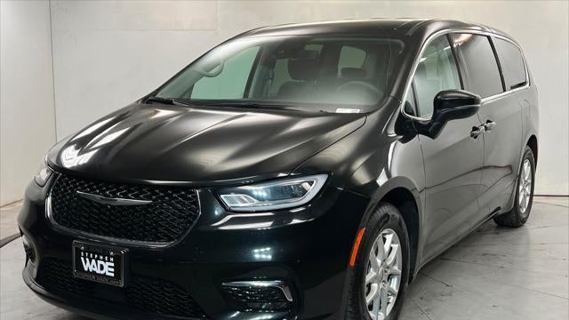 Preowned 2023 Chrysler Pacifica Touring L for Sale