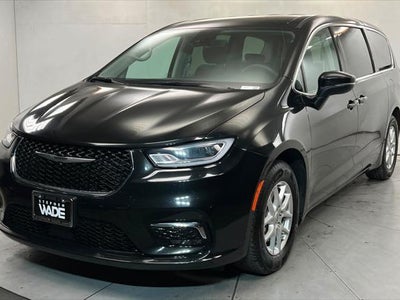 2023 Chrysler Pacifica Touring L 4DR Mini-Van