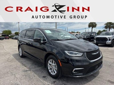 2023 Chrysler Pacifica Touring L 4DR Mini-Van