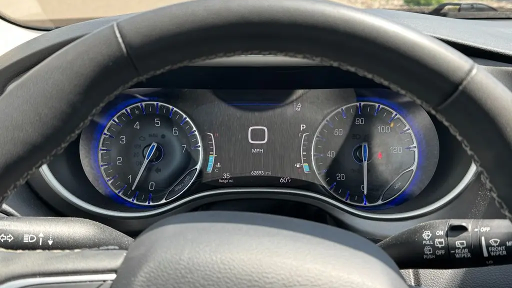 2023 Chrysler Pacifica Touring L