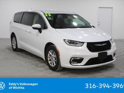 2023 Chrysler Pacifica Touring L 4DR Mini-Van