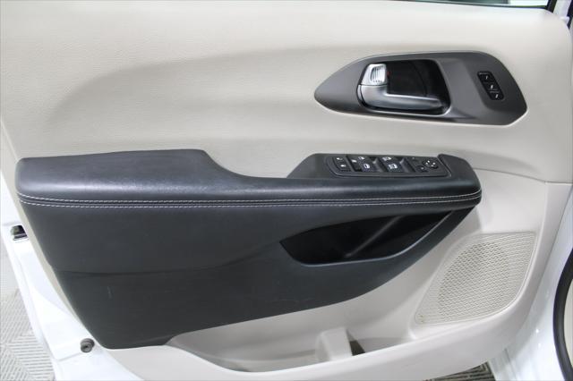 2023 Chrysler Pacifica - $22,998
