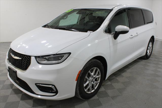 2023 Chrysler Pacifica - $22,998
