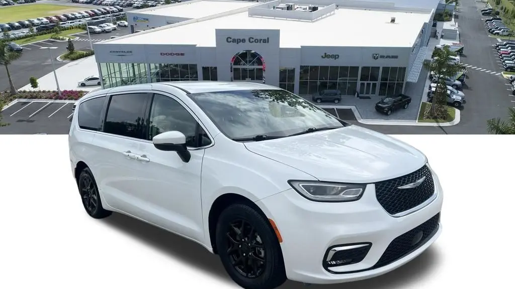 2023 Chrysler Pacifica Touring L