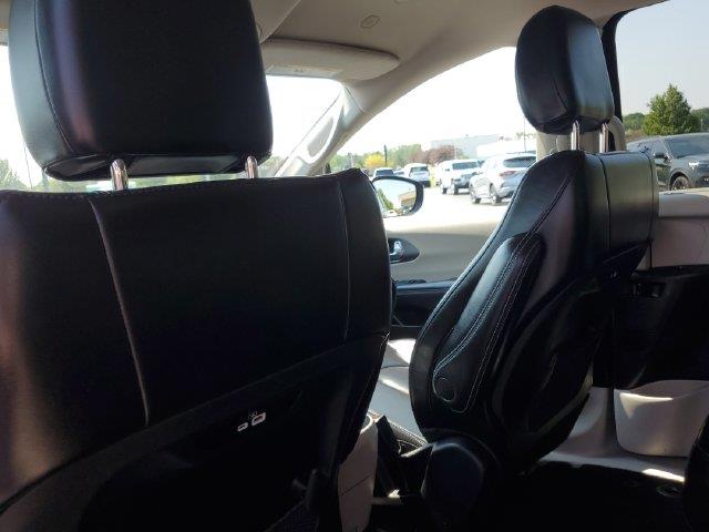 2023 Chrysler Pacifica - $21,500