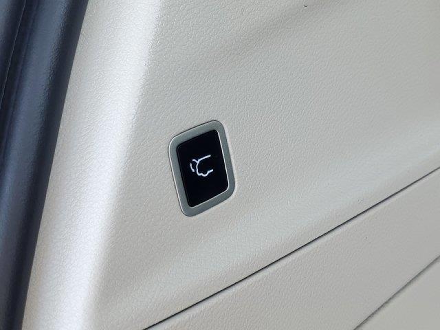 2023 Chrysler Pacifica - $21,500