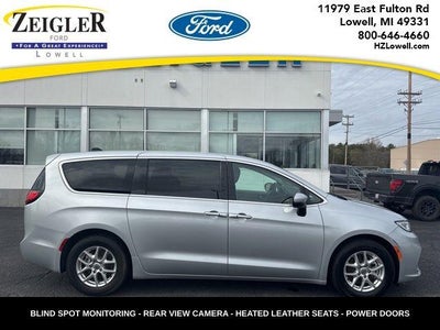 2023 Chrysler Pacifica Touring L 4DR Mini-Van