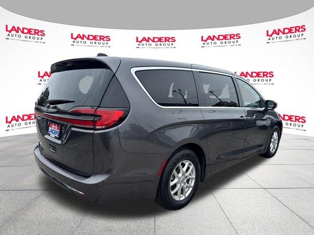 2023 Chrysler Pacifica - $21,991