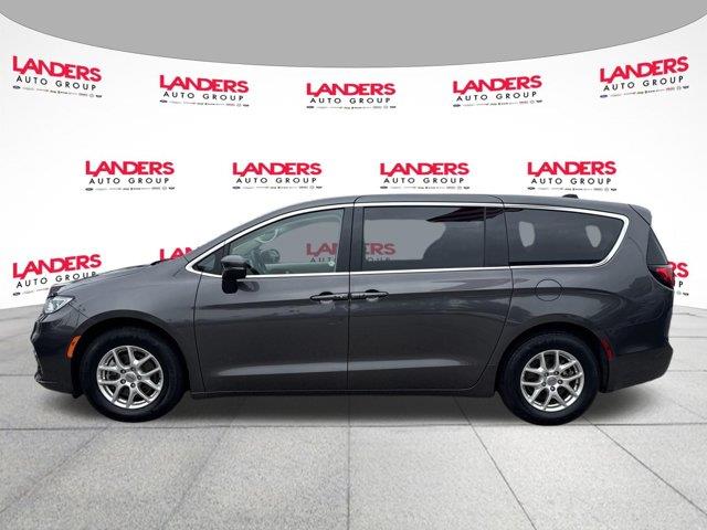 2023 Chrysler Pacifica - $21,991