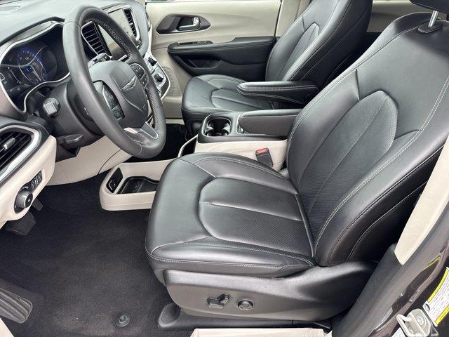 2023 Chrysler Pacifica - $21,991