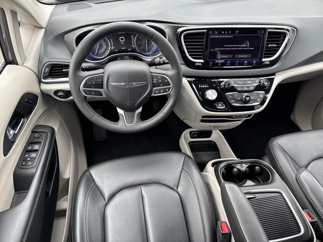 2023 Chrysler Pacifica - $21,991