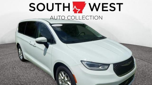 Preowned 2023 Chrysler Pacifica Touring L for Sale