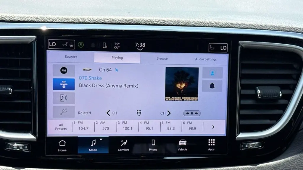 2023 Chrysler Pacifica Touring L