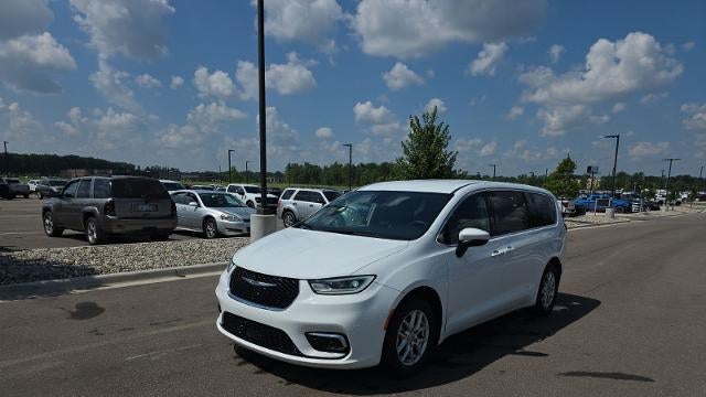 Preowned 2023 Chrysler Pacifica Touring L for Sale