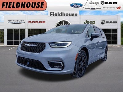 Photo of a 2023 Chrysler Pacifica Touring L 4DR Mini-Van for sale