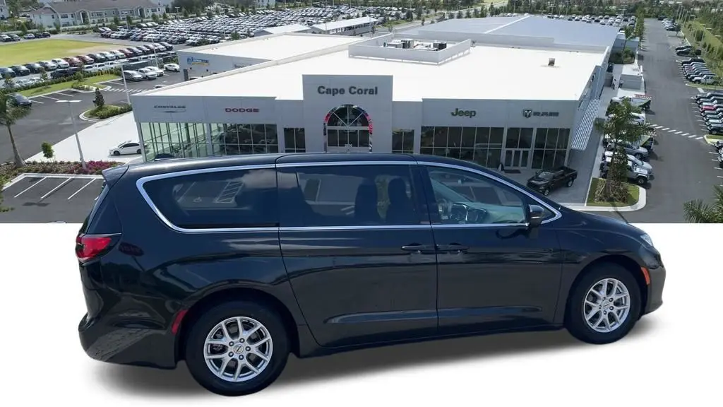 2023 Chrysler Pacifica Touring L