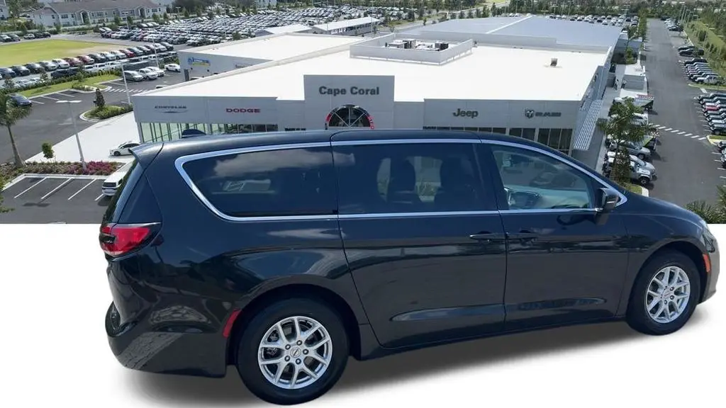 2023 Chrysler Pacifica Touring L