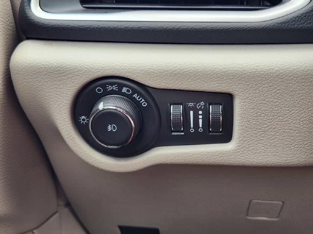 2024 Chrysler Pacifica - $19,595