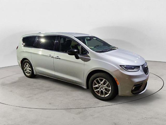2024 Chrysler Pacifica - $19,995