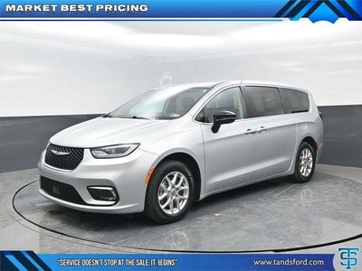 2024 Chrysler Pacifica Touring L 4DR Mini-Van