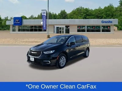 Photo of a 2024 Chrysler Pacifica Touring L 4DR Mini-Van for sale