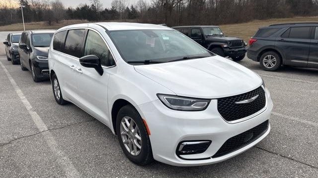 Preowned 2024 Chrysler Pacifica Touring L for Sale