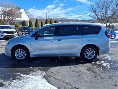 Photo of a 2024 Chrysler Pacifica Touring L 4DR Mini-Van for sale