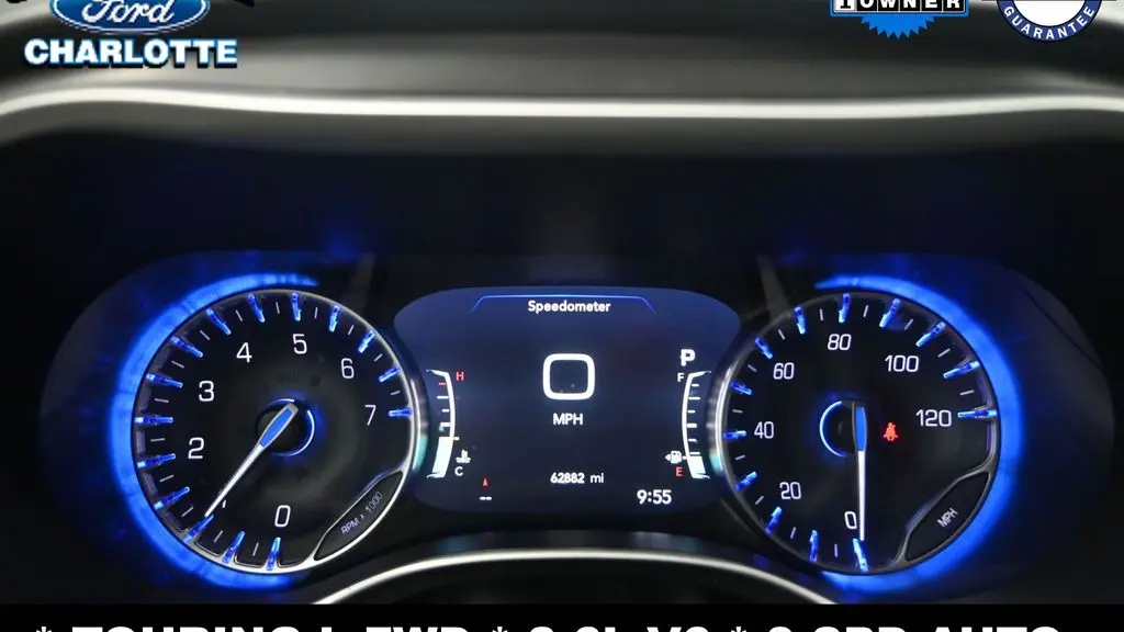 2024 Chrysler Pacifica Touring L