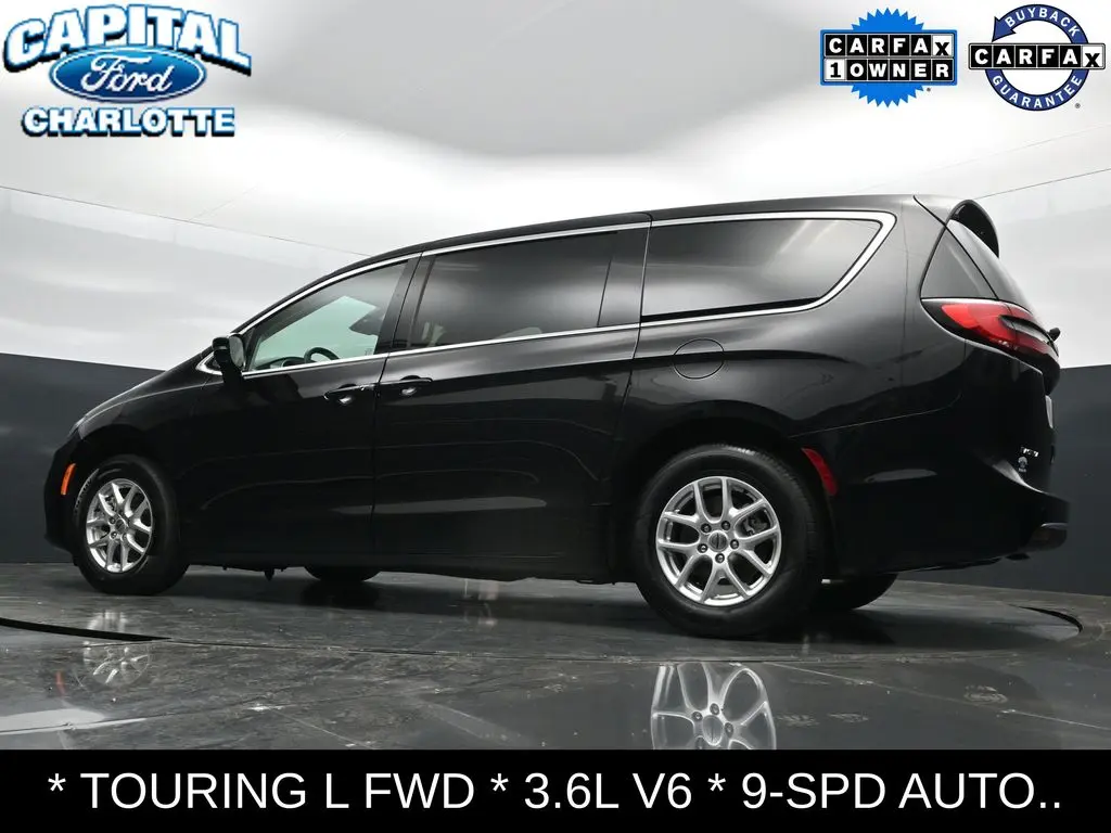 2024 Chrysler Pacifica - $21,898