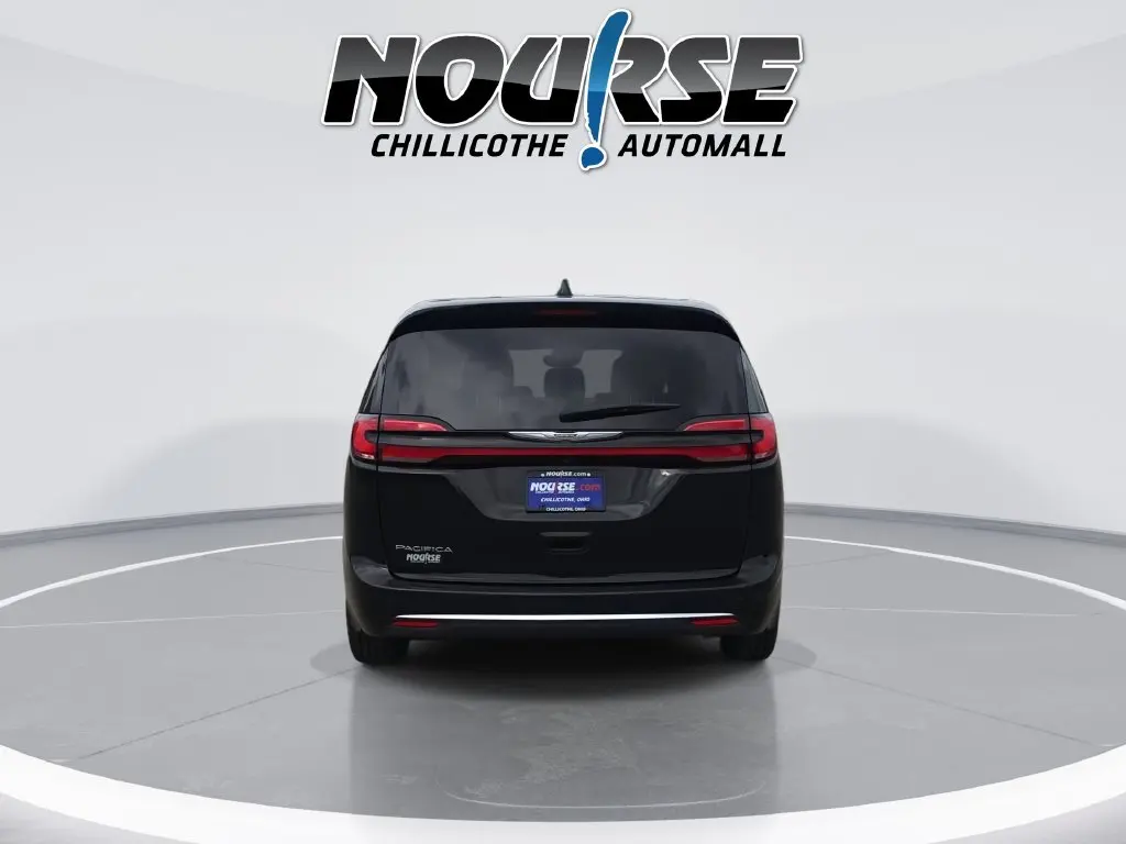 2024 Chrysler Pacifica - $22,132