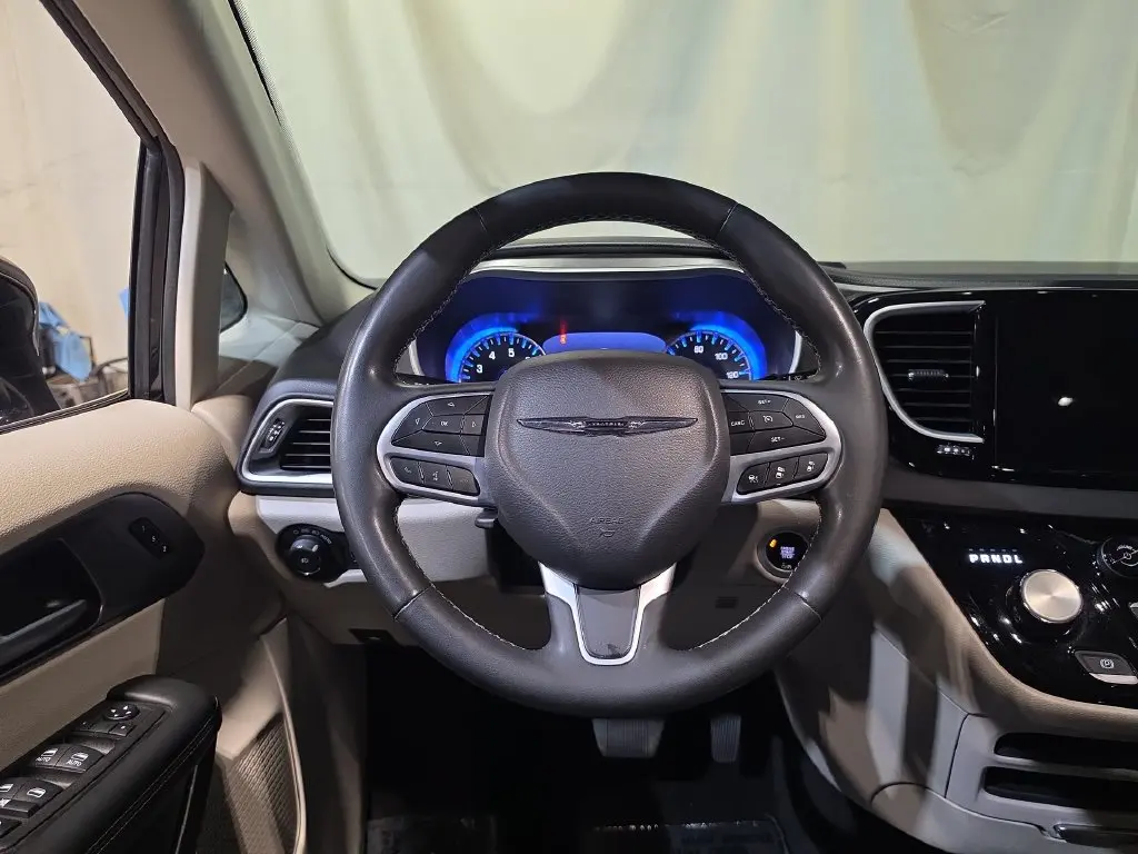 2024 Chrysler Pacifica - $22,132