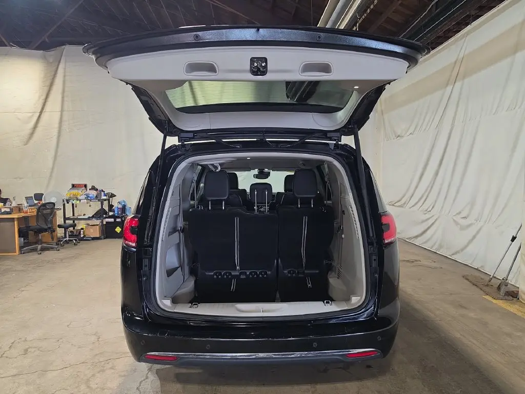 2024 Chrysler Pacifica - $22,132