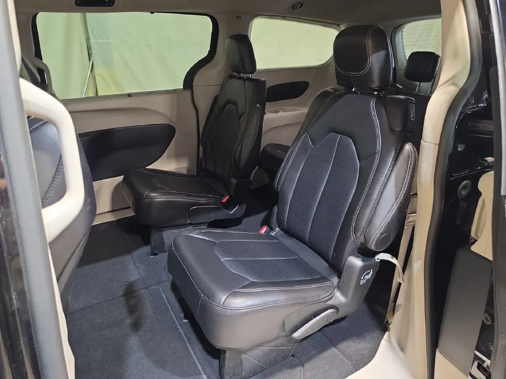 2024 Chrysler Pacifica - $22,132